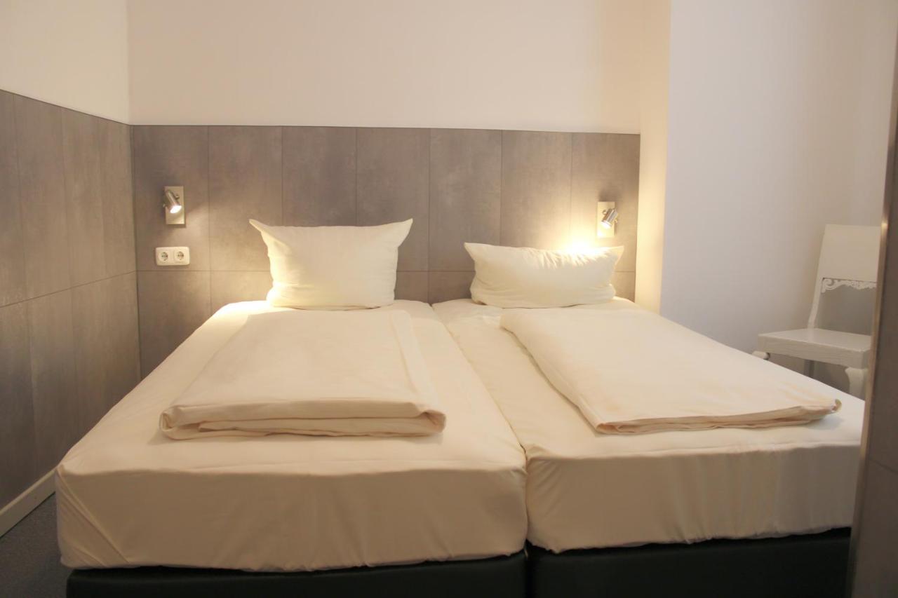 ליבק Cvjm Hotel Am Dom מראה חיצוני תמונה